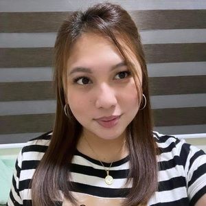 Meet your Posher, Ellaine